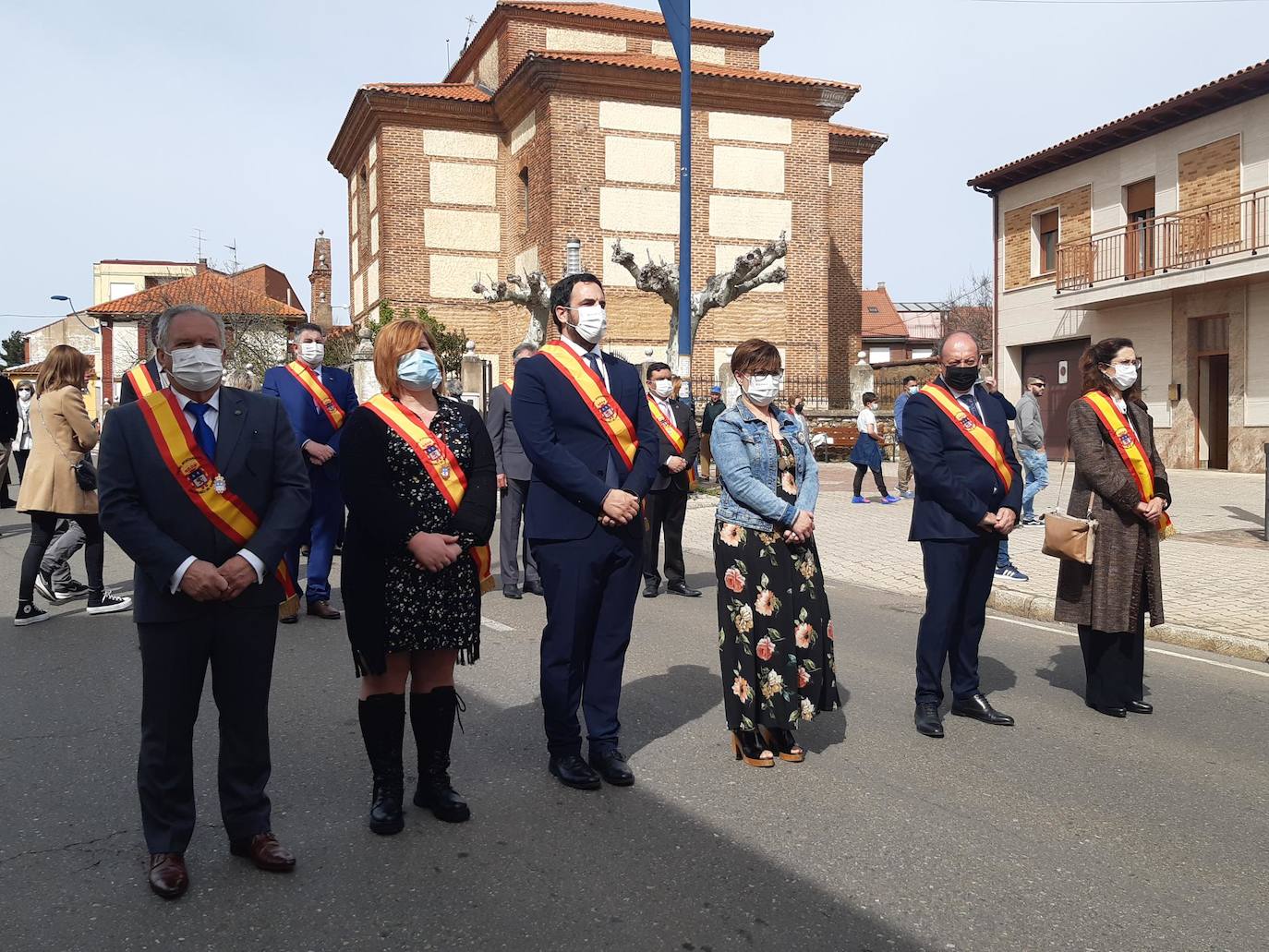 El paso de la Virgen Dolorosa y el de Jesús capitalizan la última procesión de la Semana Santa de San Andrés