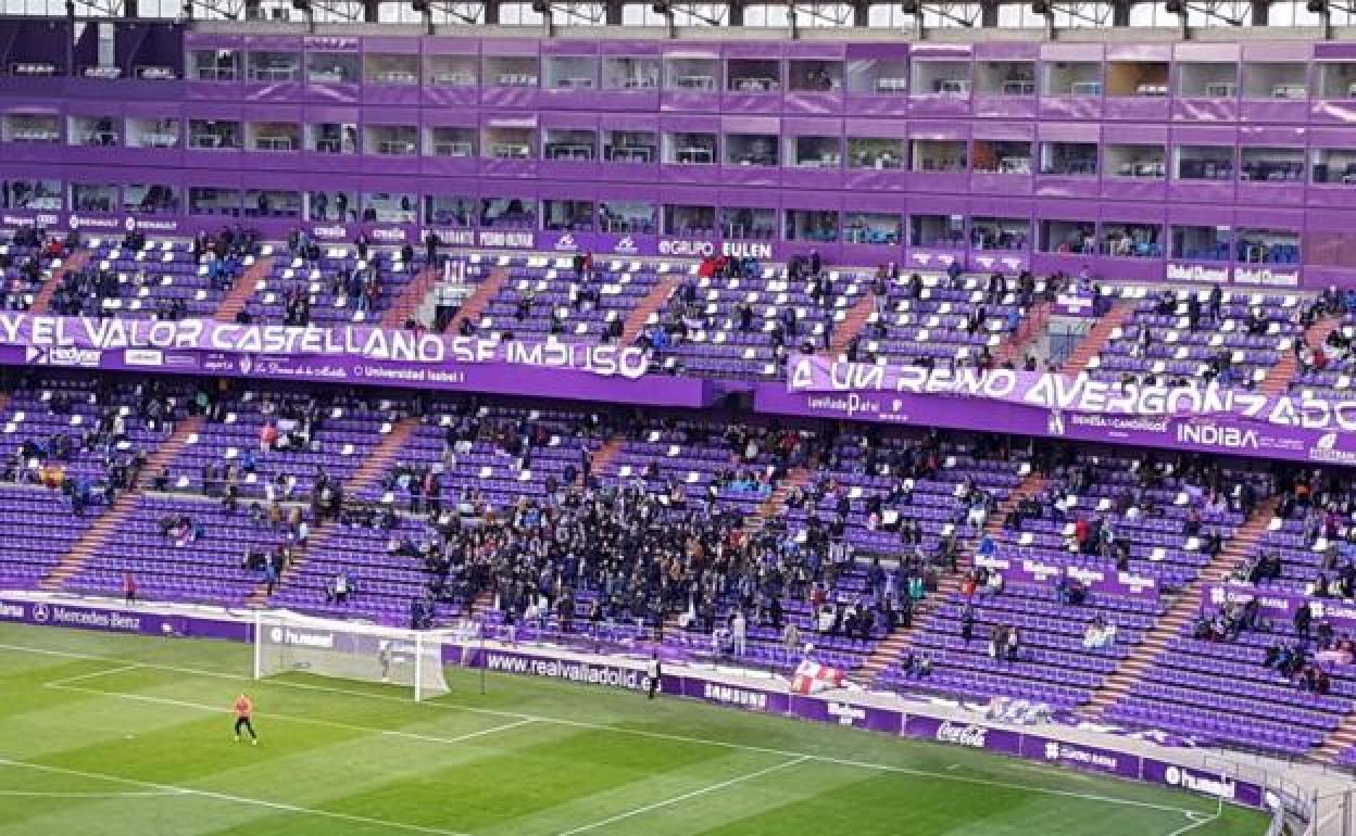 Imagen de archivo del estadio José Zorrilla en una de las visitas de la Cultural y Deportiva Leonesa. 