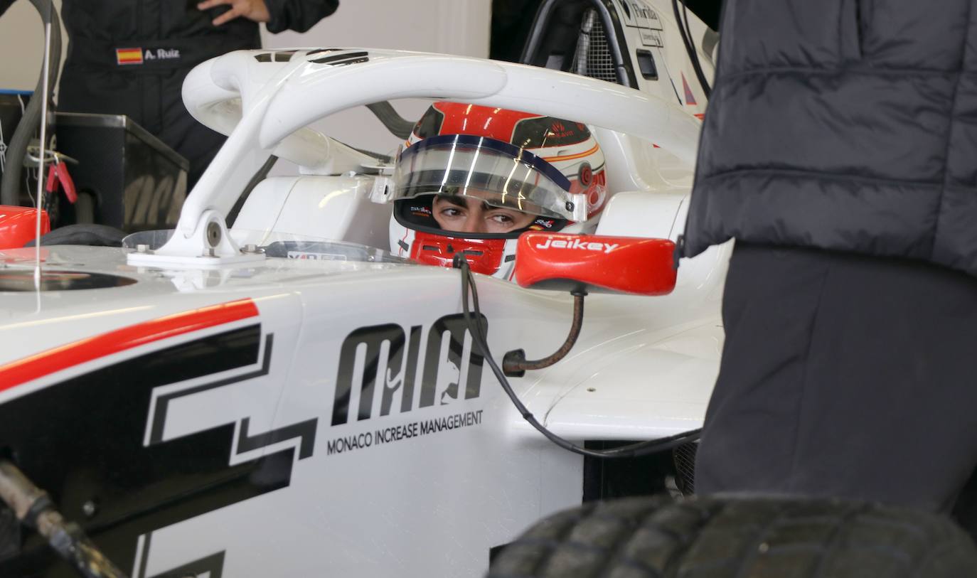 leonoticias acompaña al piloto leonés en una sesión de entrenamientos en Jerez.