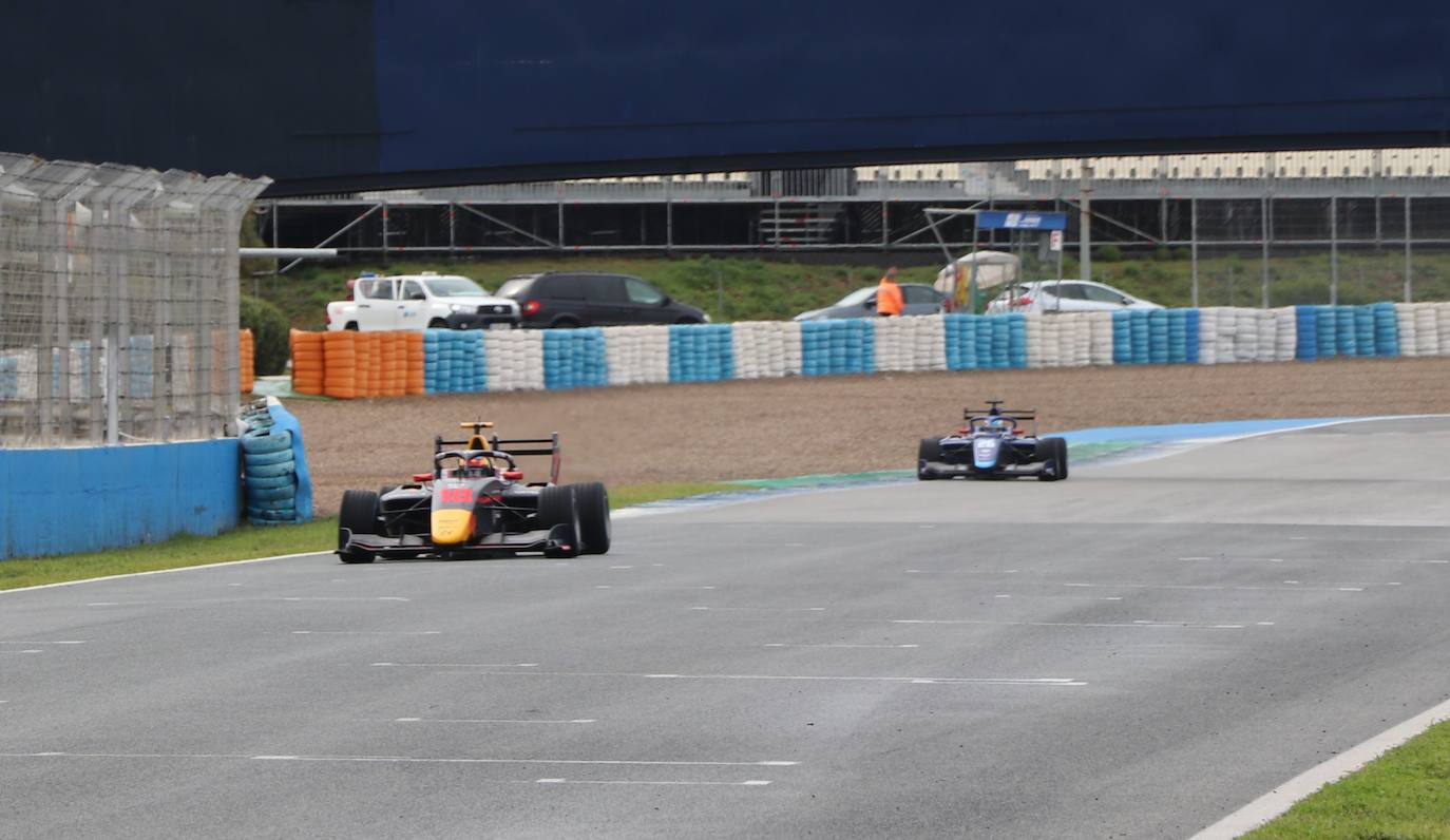 leonoticias acompaña al piloto leonés en una sesión de entrenamientos en Jerez.