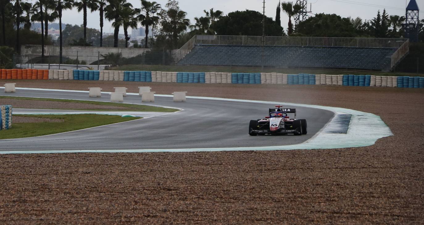 leonoticias acompaña al piloto leonés en una sesión de entrenamientos en Jerez.