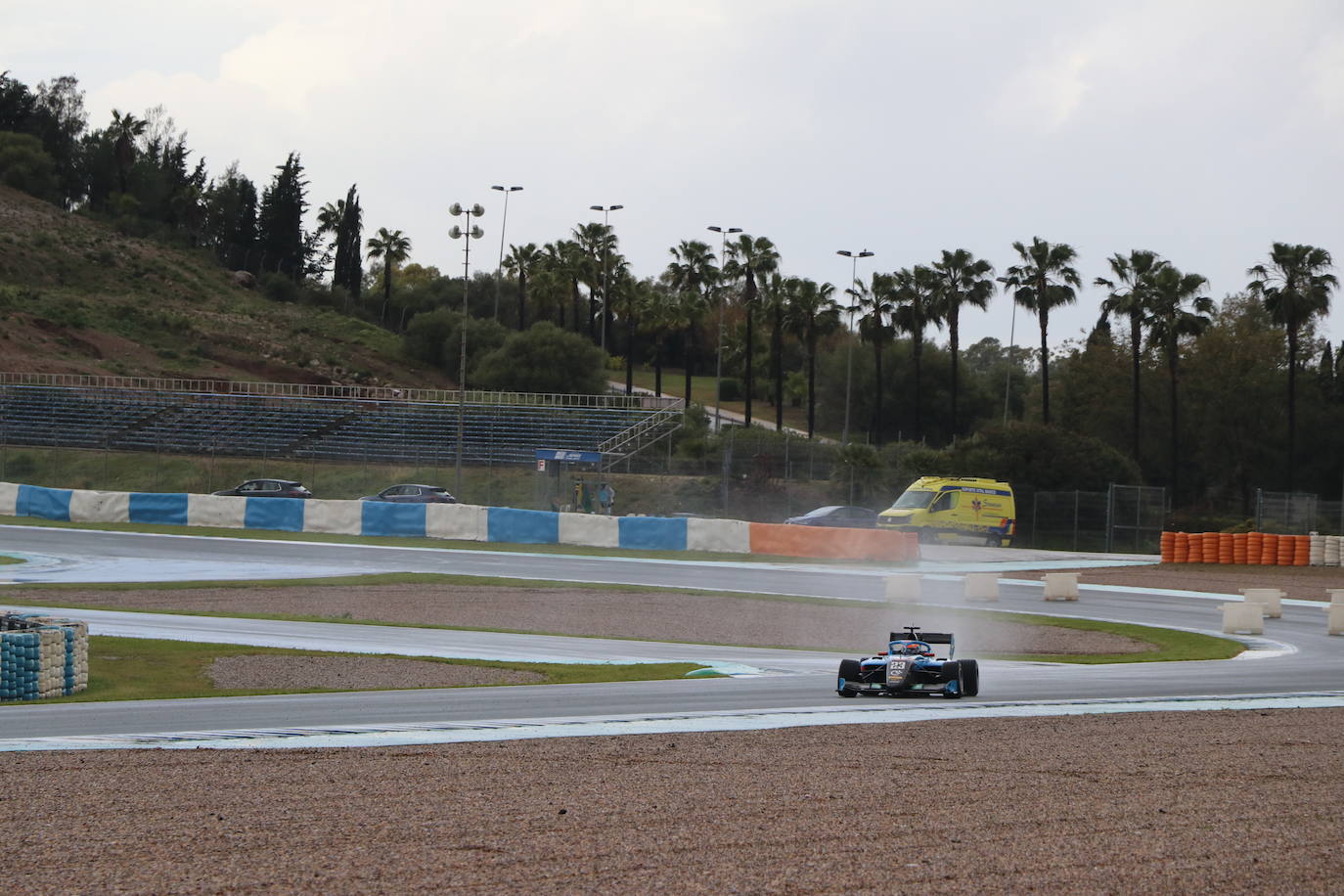 leonoticias acompaña al piloto leonés en una sesión de entrenamientos en Jerez.