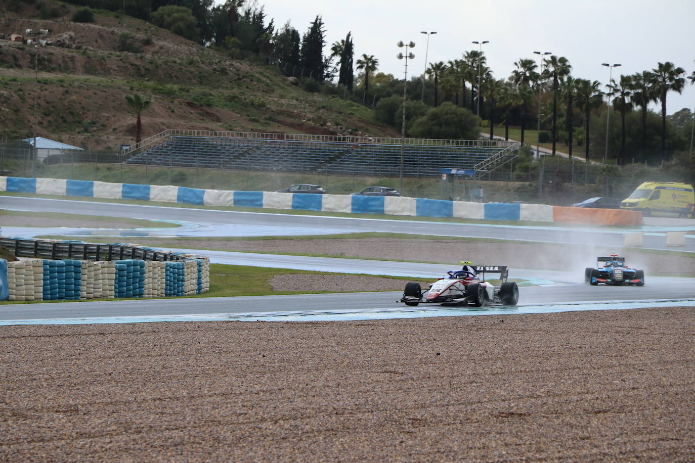 leonoticias acompaña al piloto leonés en una sesión de entrenamientos en Jerez.