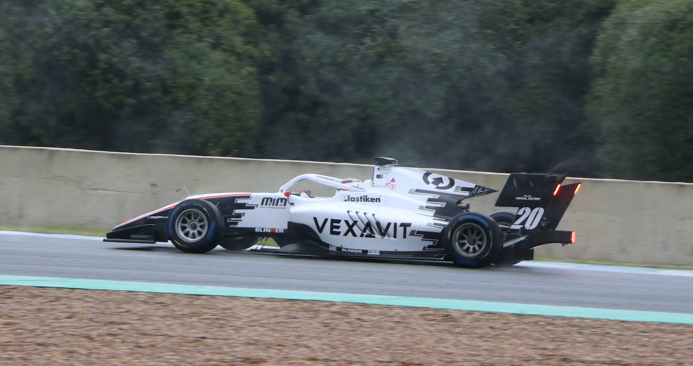 leonoticias acompaña al piloto leonés en una sesión de entrenamientos en Jerez.