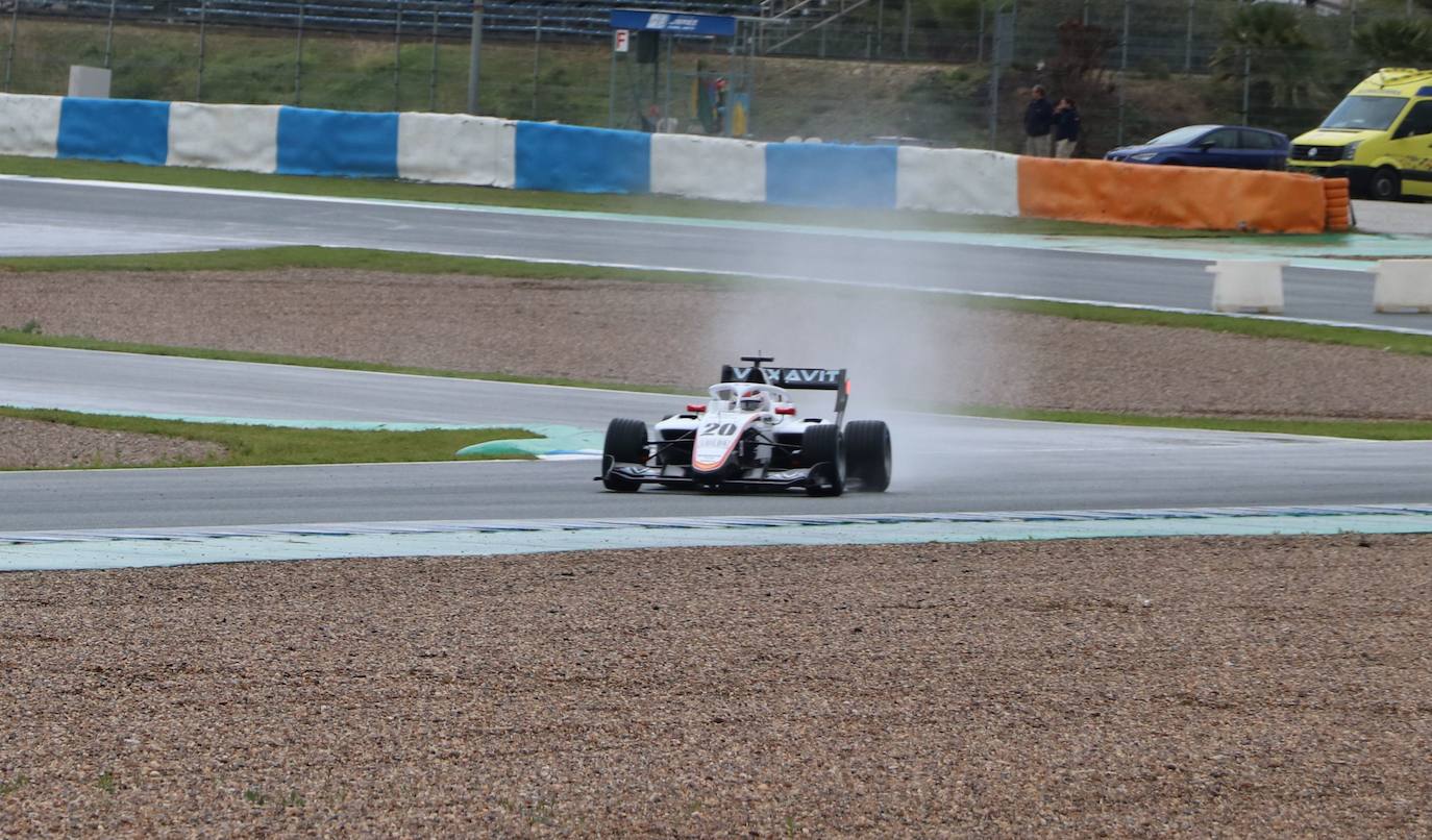 leonoticias acompaña al piloto leonés en una sesión de entrenamientos en Jerez.