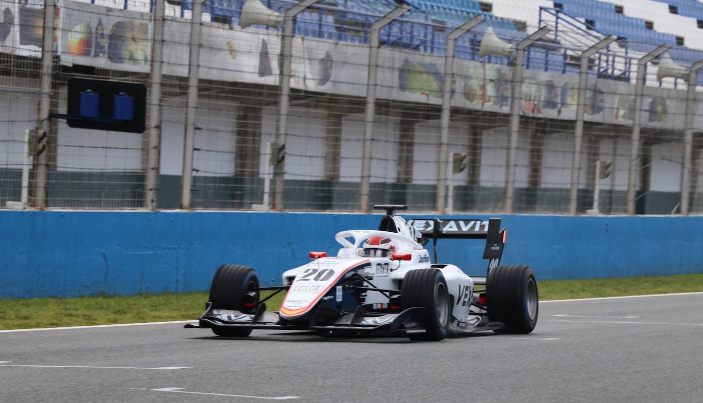 leonoticias acompaña al piloto leonés en una sesión de entrenamientos en Jerez.