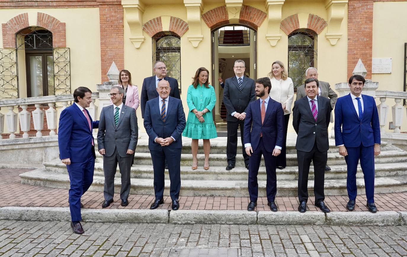 Primera reunión del nuevo gobierno de la Junta en la reunión del Consejo de Gobierno.