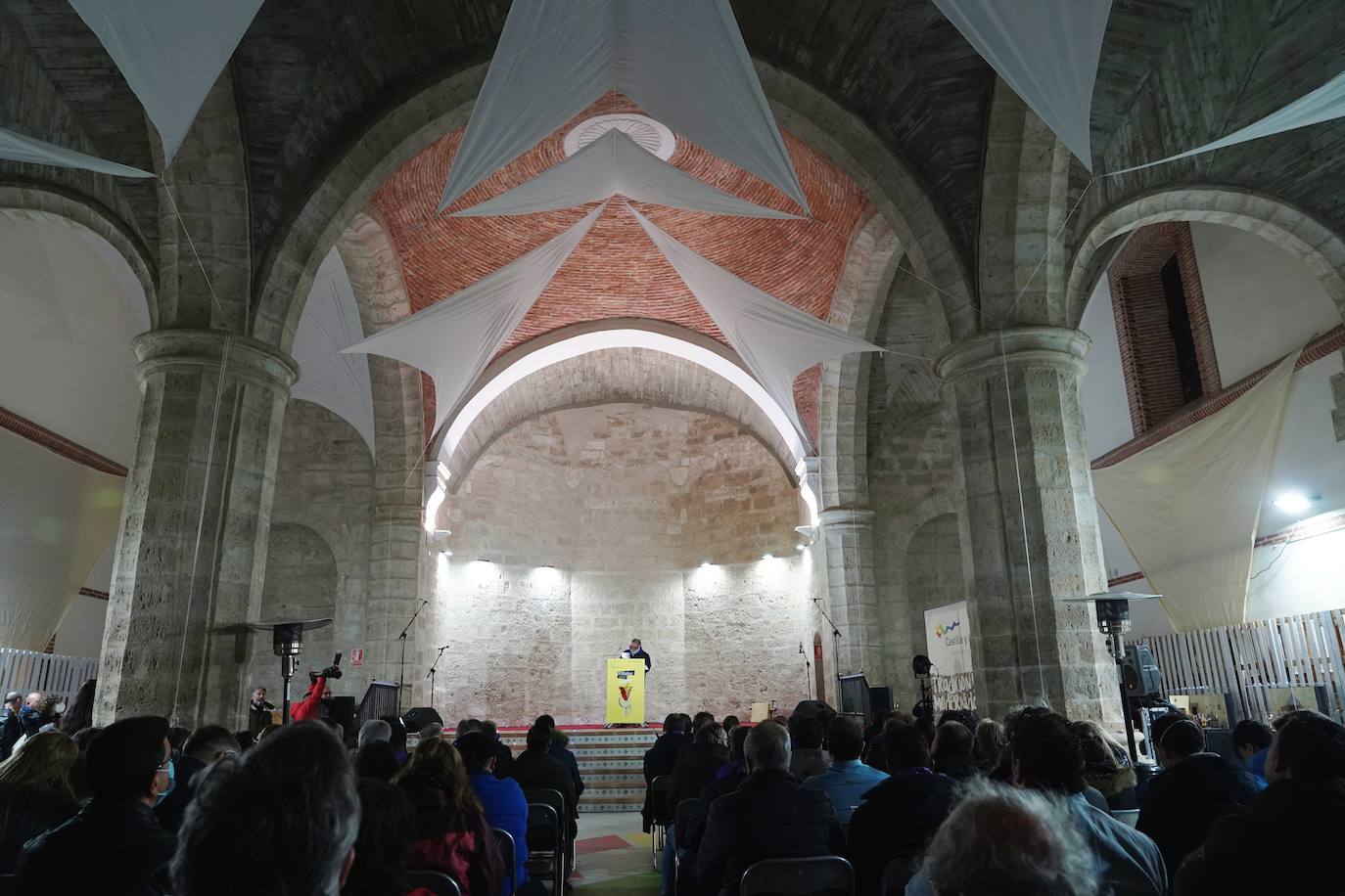 El presidente de la Junta envía un «mensaje muy especial» a los castellanos y leoneses que se encuentran fuera de la Comunidad y de España