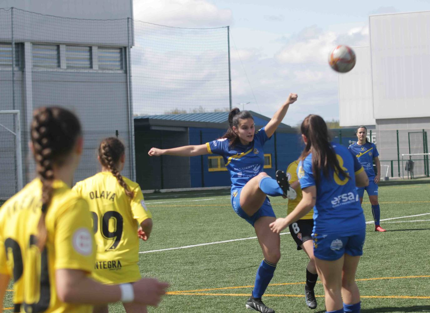 Fotos: Partido entre el Olímpico y el Sporting