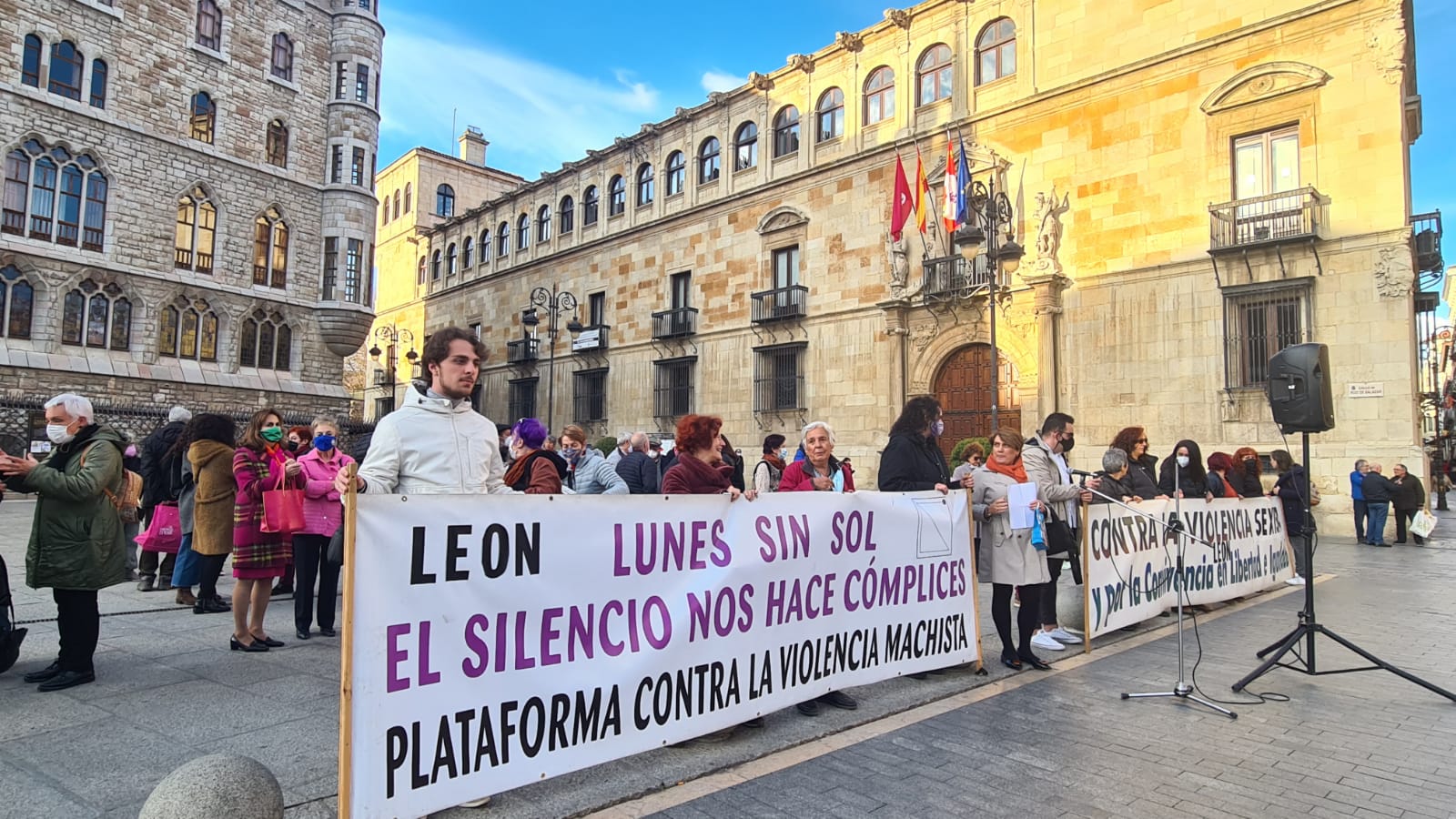 Fotos: León se conmueve en un nuevo Lunes sin Sol