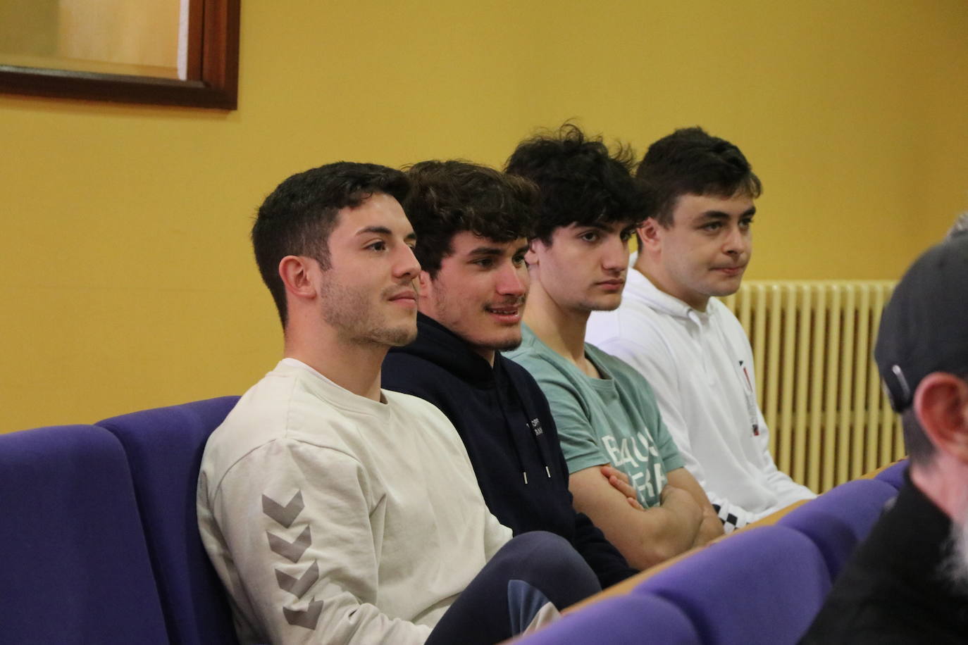 Presentación del libro «La historia del balonmano en León» en el Paraninfo Gordón Ordás del edificio El Albéitar. 