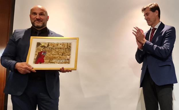 Galería. Manuel Martínez es homenajeado por la Federación Española de Atletismo. 