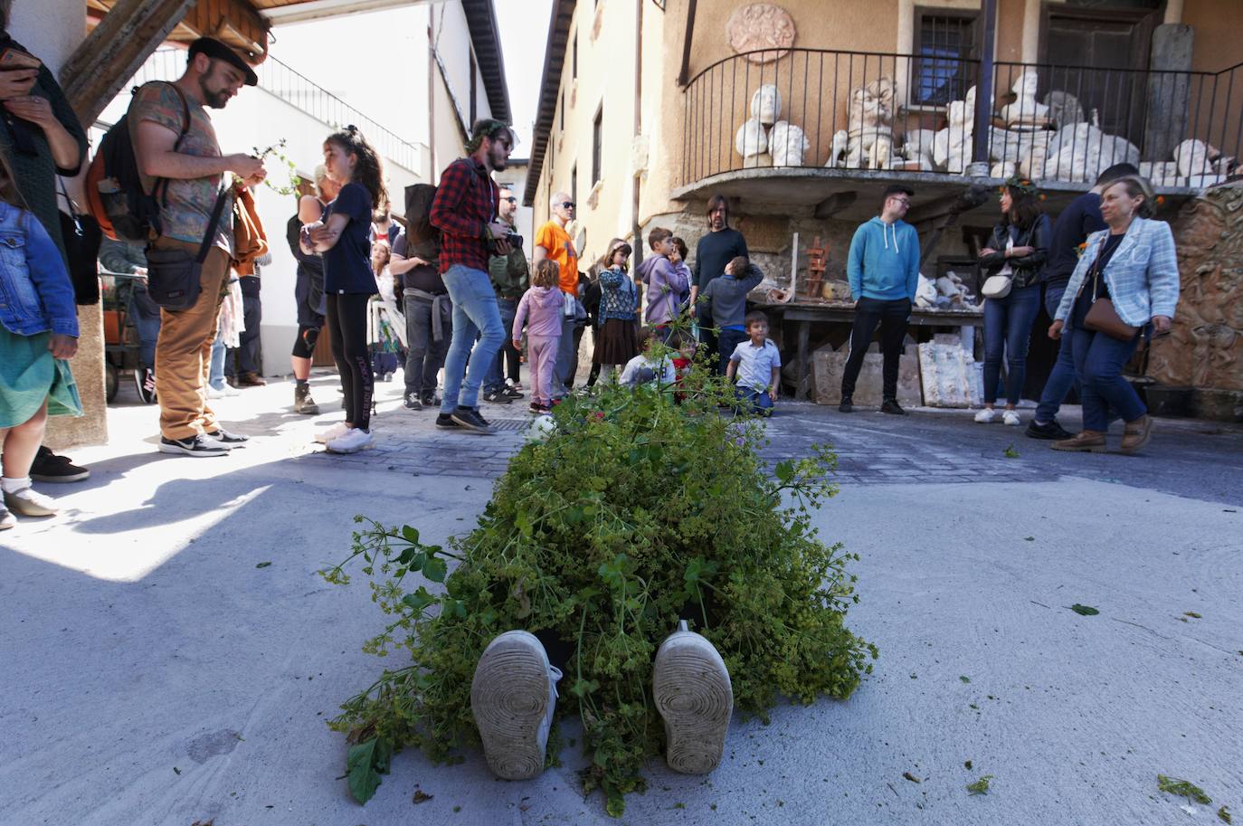 Villafranca del Bierzo conmemora la festividad tradicional de los Maios.