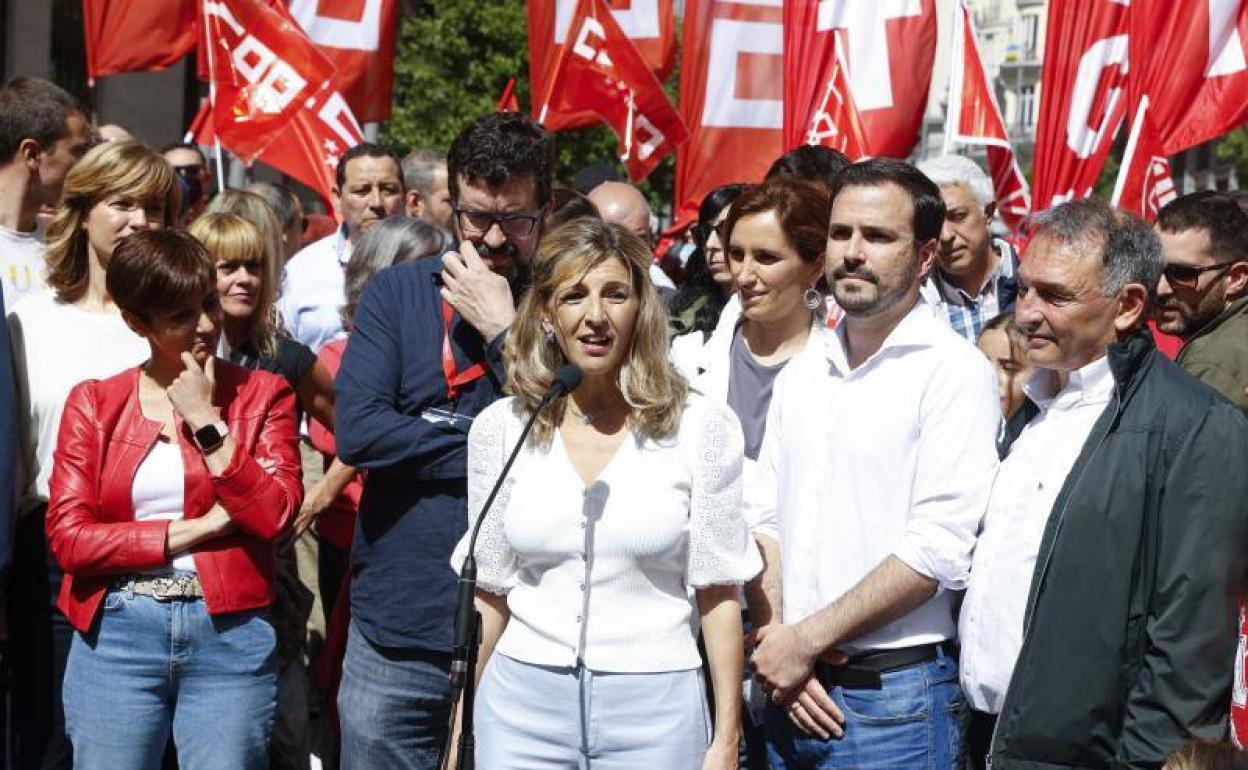 Yolanda Díaz, ministra de Trabajo, durante su intervención antes de la manifestación del Día del Trabajador en Madrid. 