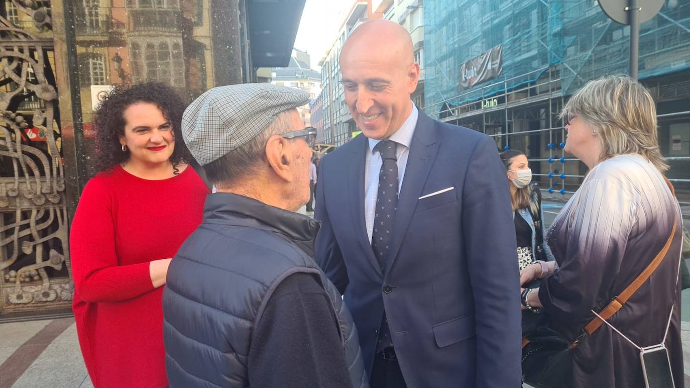 José Antonio Diez y Pilar Carnero se disputan la secretaría general de la agrupación local de PSOE de León