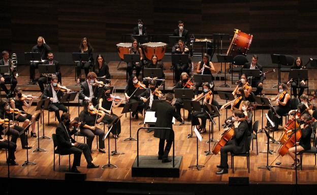 La orquesta de la Universidad de Oviedo actuará para poner su música a este evento.