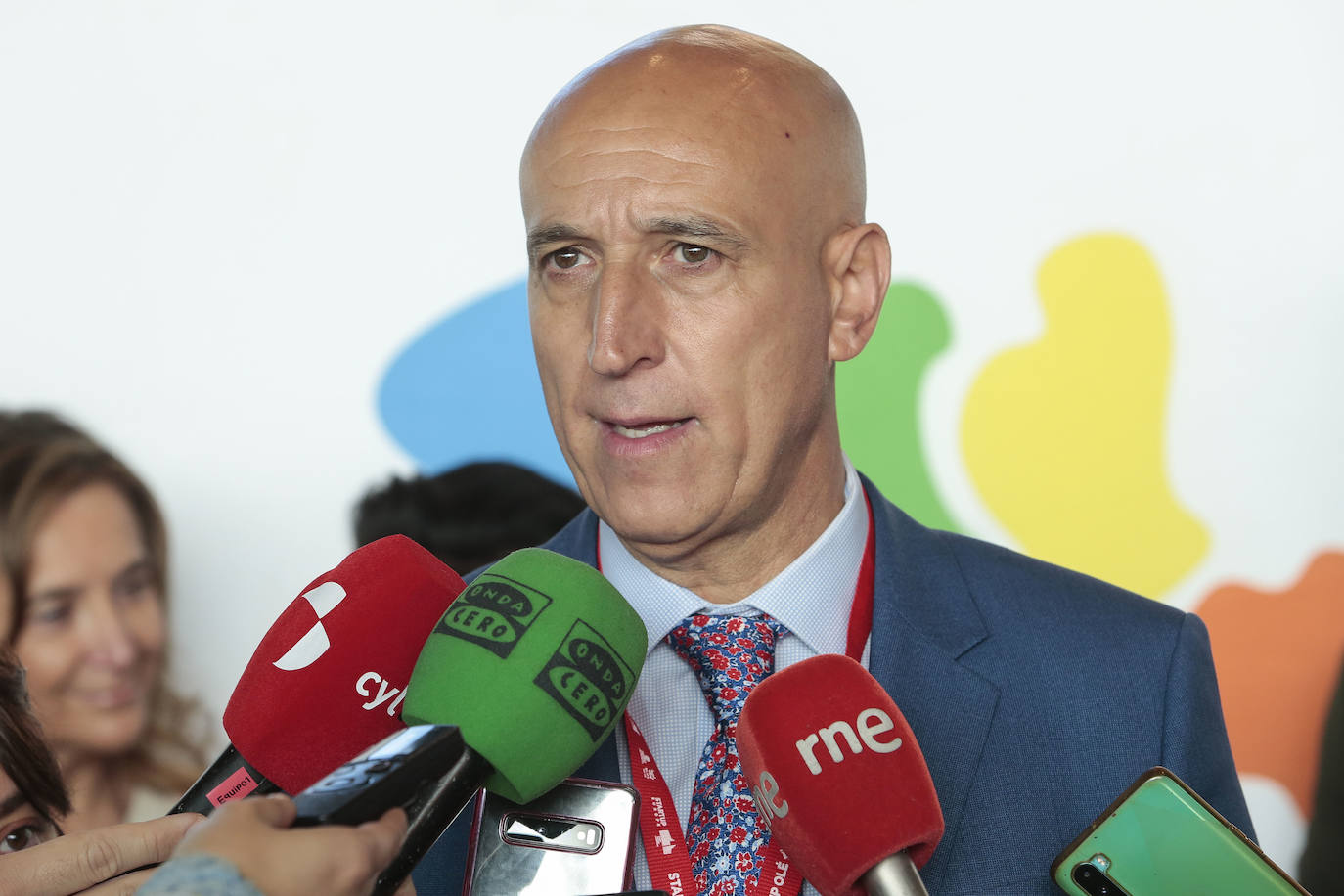 nauguración de la segunda jornada del HUB Internacional de Innovación y Emprendimiento Tecnológico de Castilla y León. En la imagen, el alcalde, José Antonio Diez; el presidente de la Diputación, Eduardo Morán y el presidente del Círculo Empresarial Leonés, Julio César Álvarez.