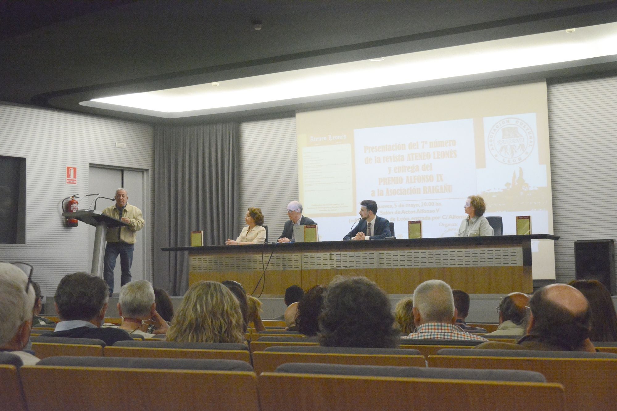 Fotos: Ateneo Leonés