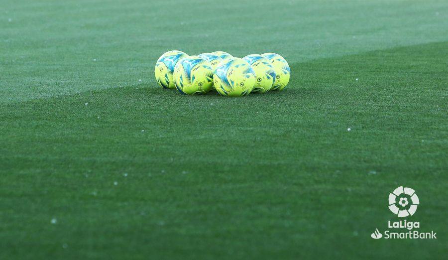 Imágenes del encuentro entre la SD Ponferradina y el Burgoc CF. 