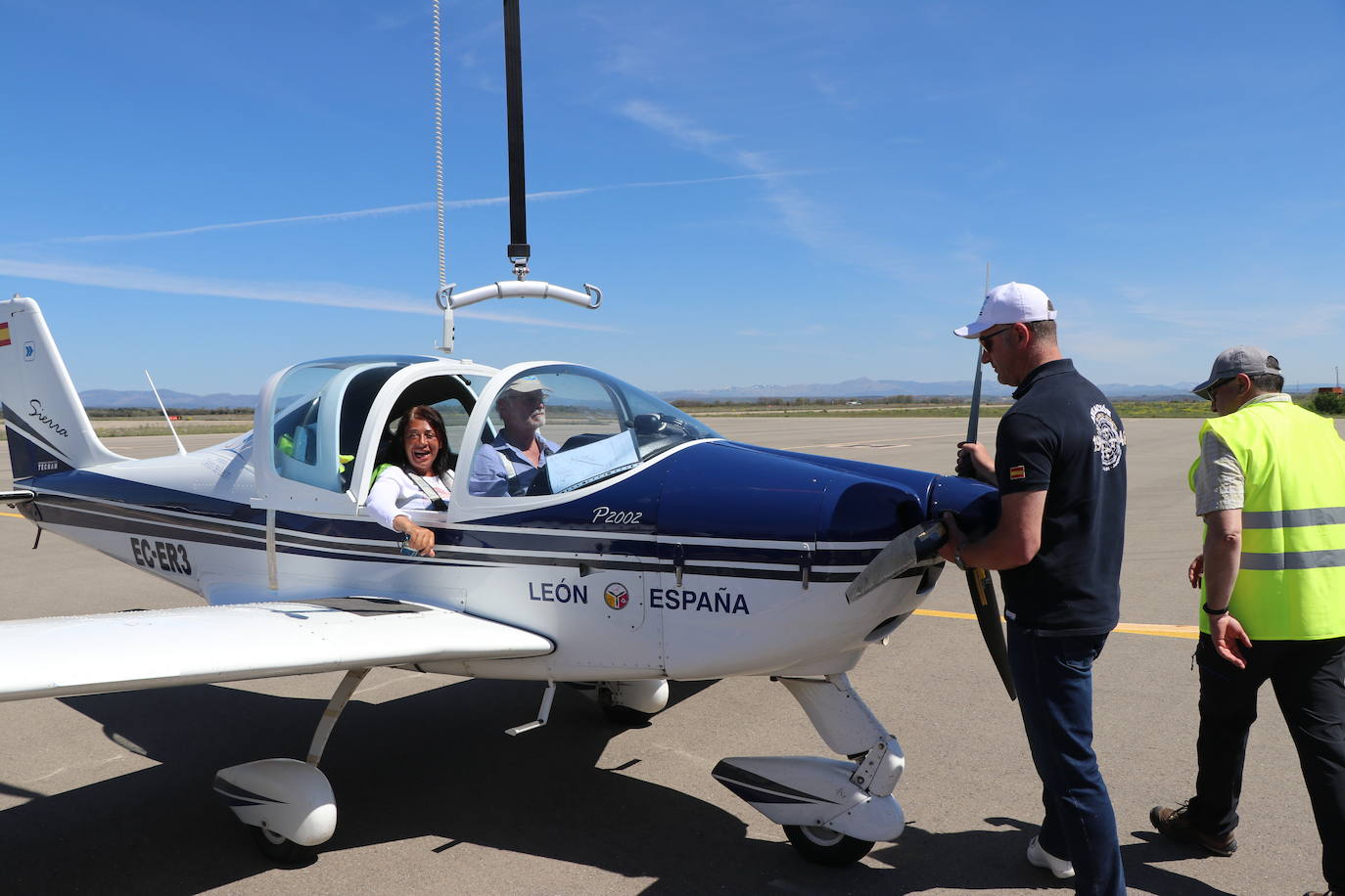 V Jornada de Vuelo Adaptado para usuarios del CRE de San Andrés del Rabanedo 