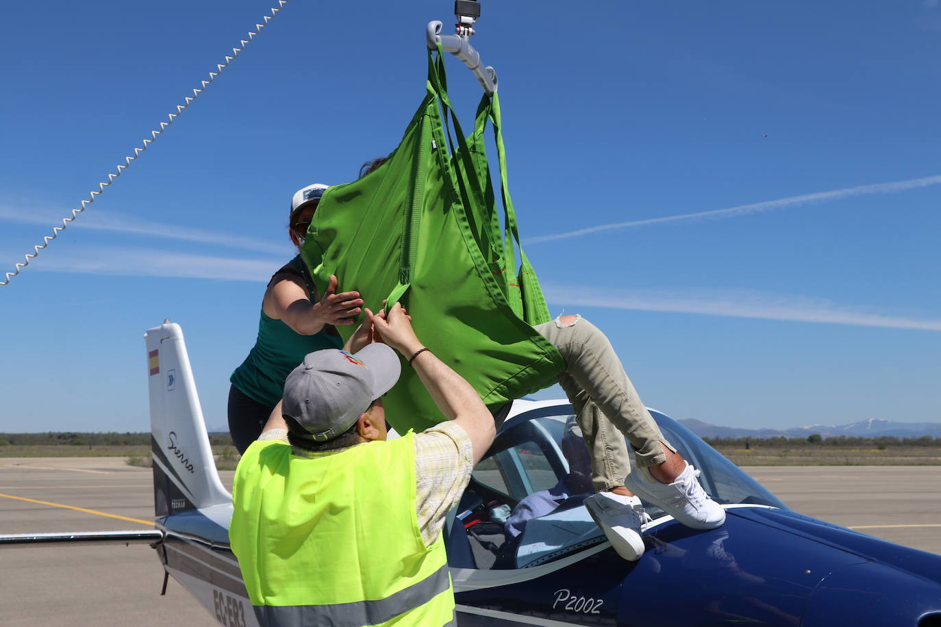 V Jornada de Vuelo Adaptado para usuarios del CRE de San Andrés del Rabanedo 