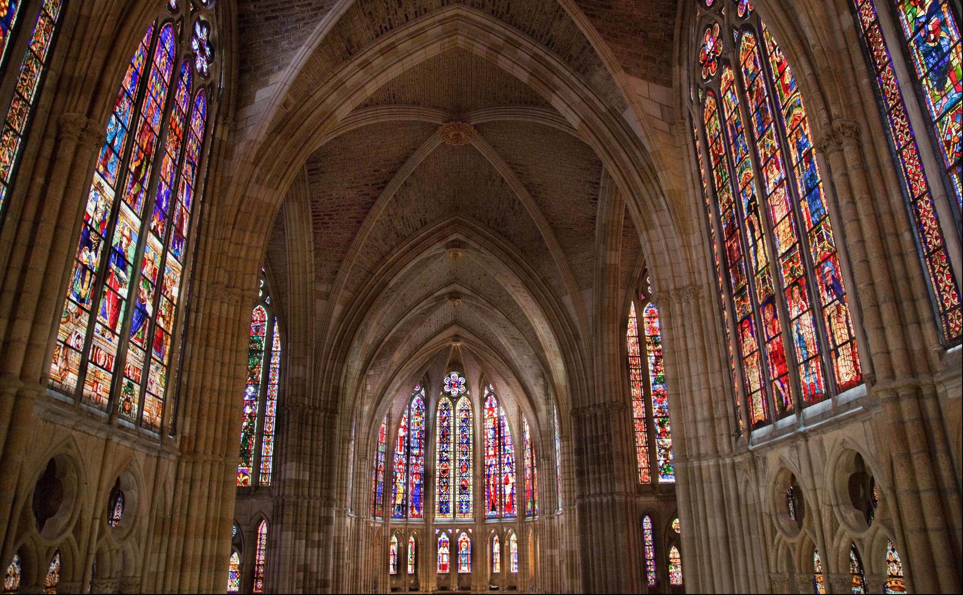 Interior de la Catedral de León, donde la leyenda cita la presencia de varios fantasmas.