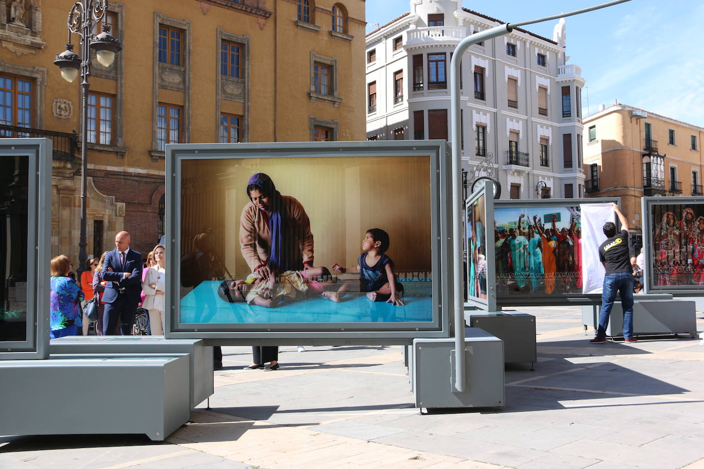 Presentación de la exposición fotográfica 'Tierra de sueños'