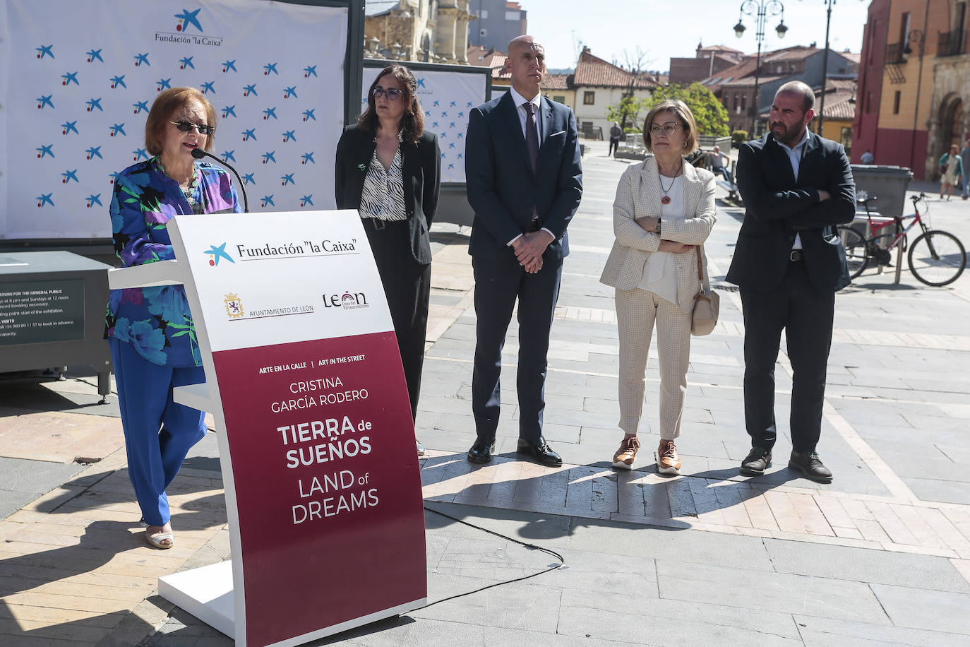 Presentación de la exposición fotográfica 'Tierra de sueños'