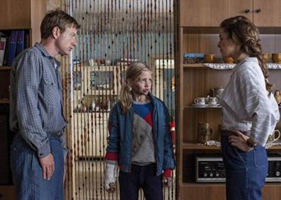 Imagen secundaria 1 - El teatro El Albéitar proyecta el martes la película alemana &#039;Sputnik&#039;