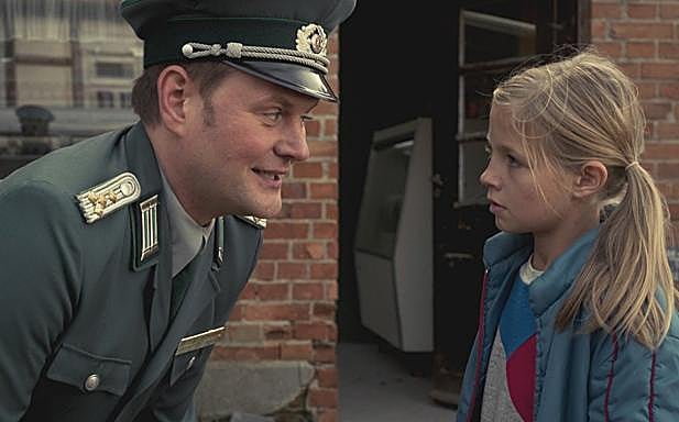 Imagen principal - El teatro El Albéitar proyecta el martes la película alemana &#039;Sputnik&#039;