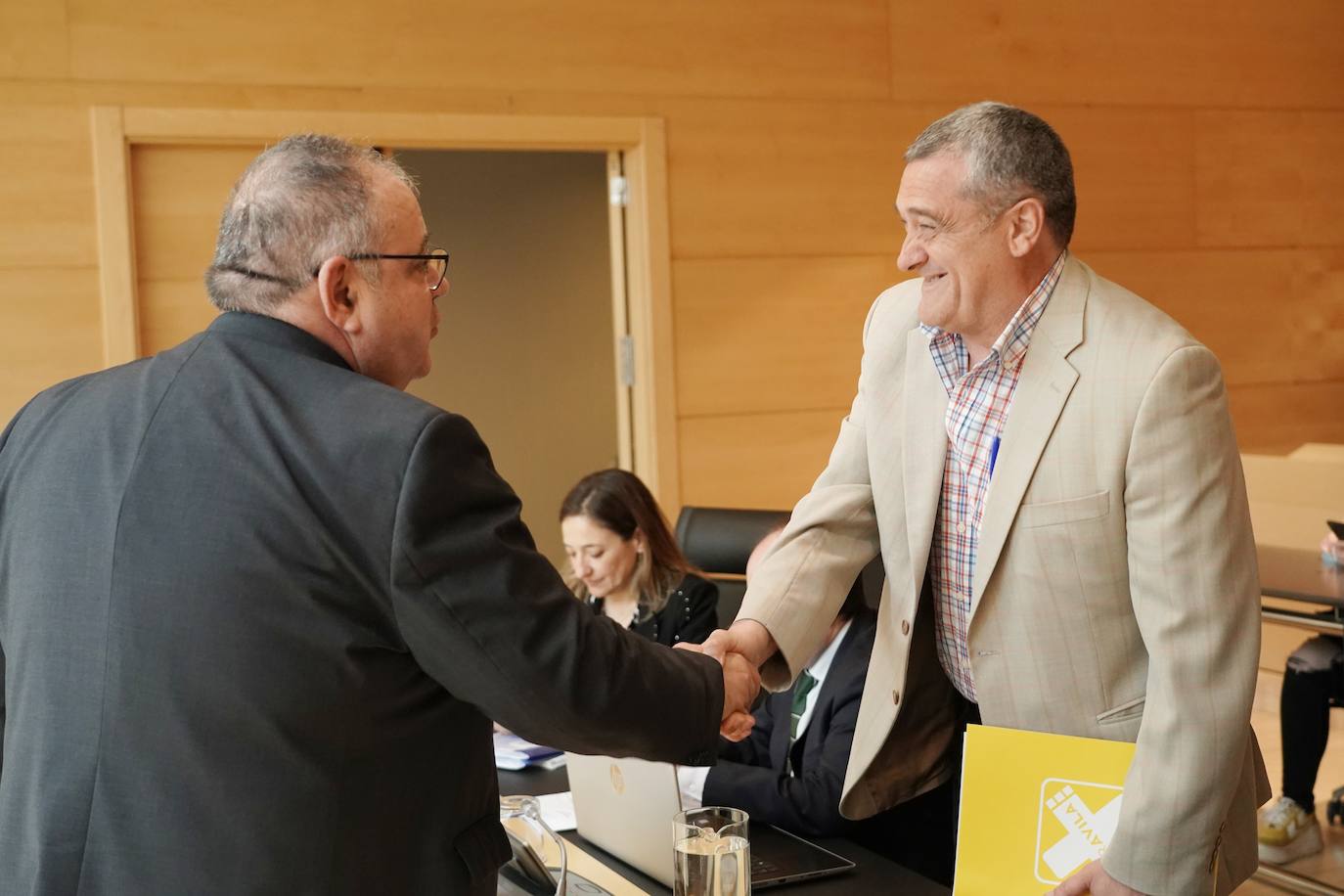 Fotos: El consejero de Sanidad presenta su programa de legislatura