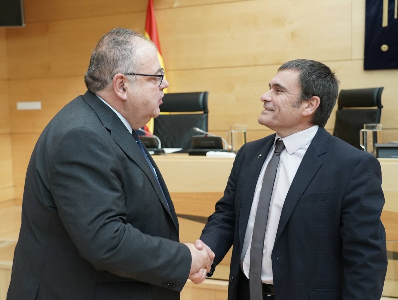 Fotos: El consejero de Sanidad presenta su programa de legislatura