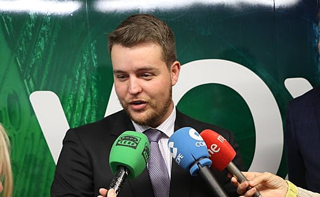 El procurador de Vox en Cortes de Castilla y León por León, Miguel Suárez Arca. 