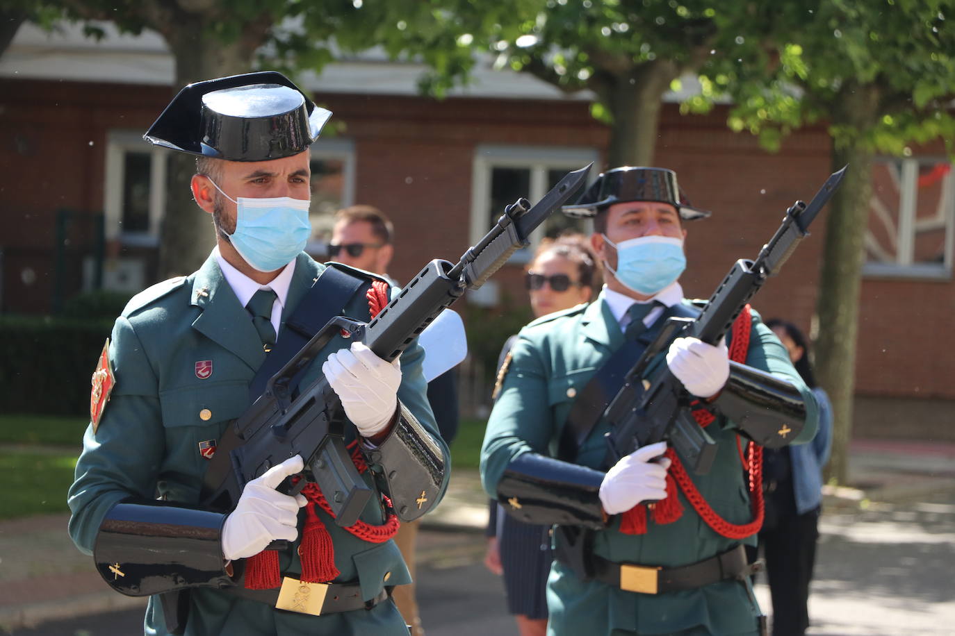 Fotos: Actos conmemorativos del 178 aniversario de la Guardia Civil en León