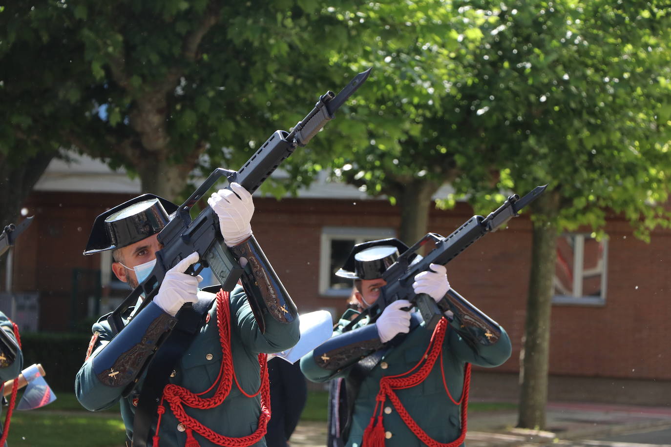 Fotos: Actos conmemorativos del 178 aniversario de la Guardia Civil en León