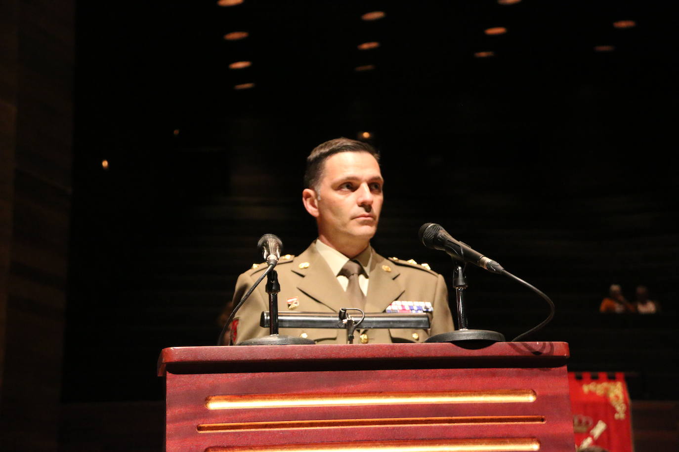 Los instrumentos con los que combaten las Fuerzas Armadas. La Unidad de Música del Cuartel General de la División «San Marcial» abre las celebraciones del Día de las Fuerzas Armadas con un concierto en el Auditorio de León. 