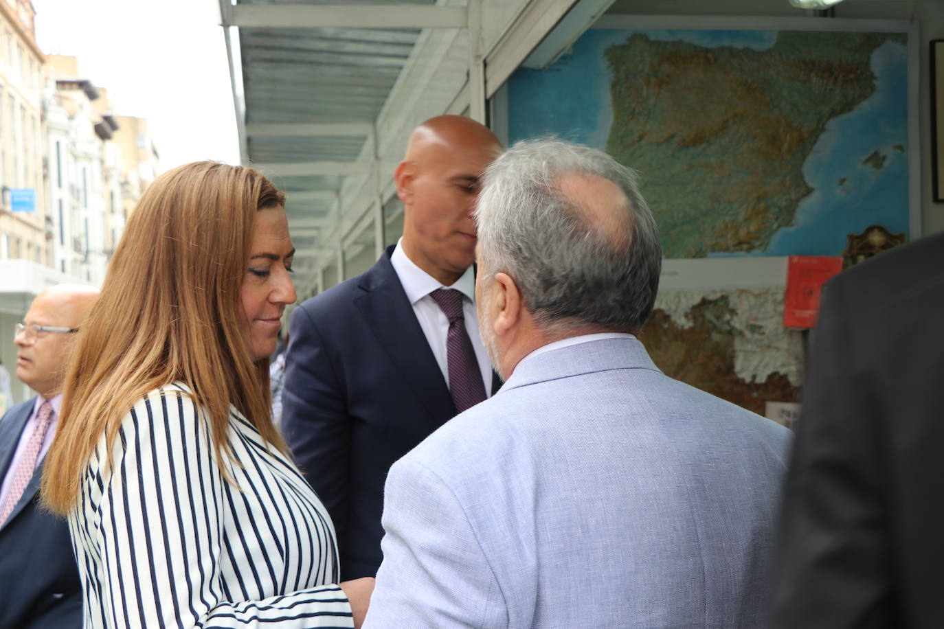 Fotos: El Gobierno, presente en la Feria del Libro