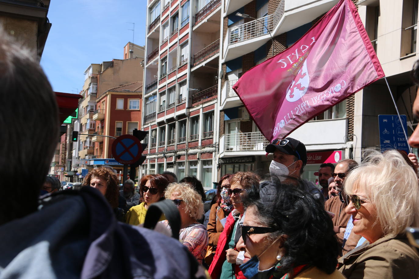 Fotos: Protesta contra el cierre del Teatro Emperador