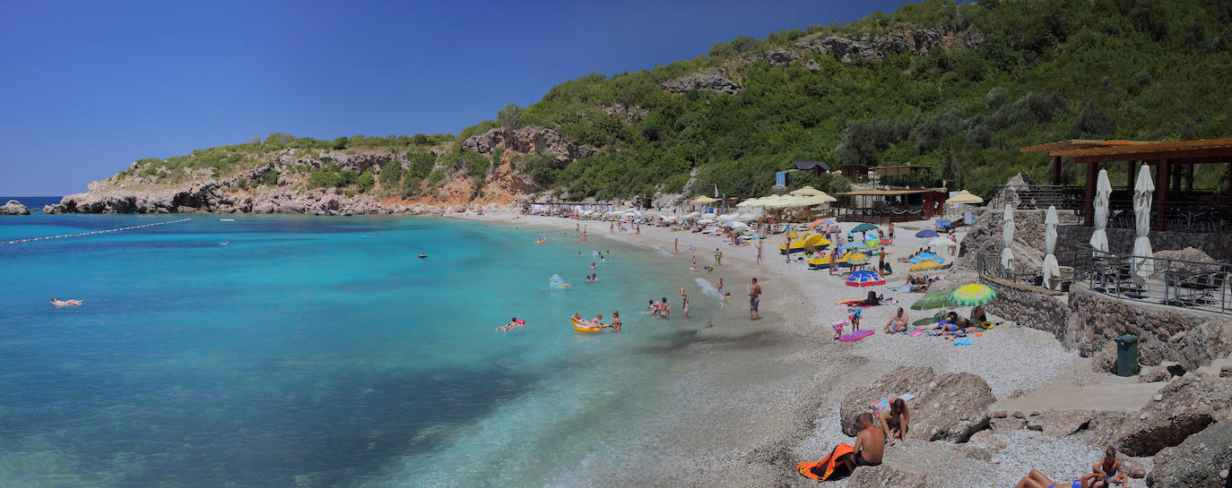Drobni Pijesak, Montenegro
