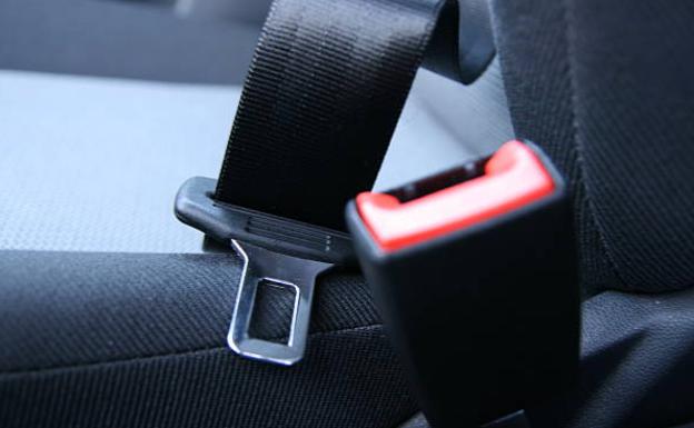 Uno de cada cuatro fallecidos en accidentes de tráfico sigue sin hacer uso del cinturón 
