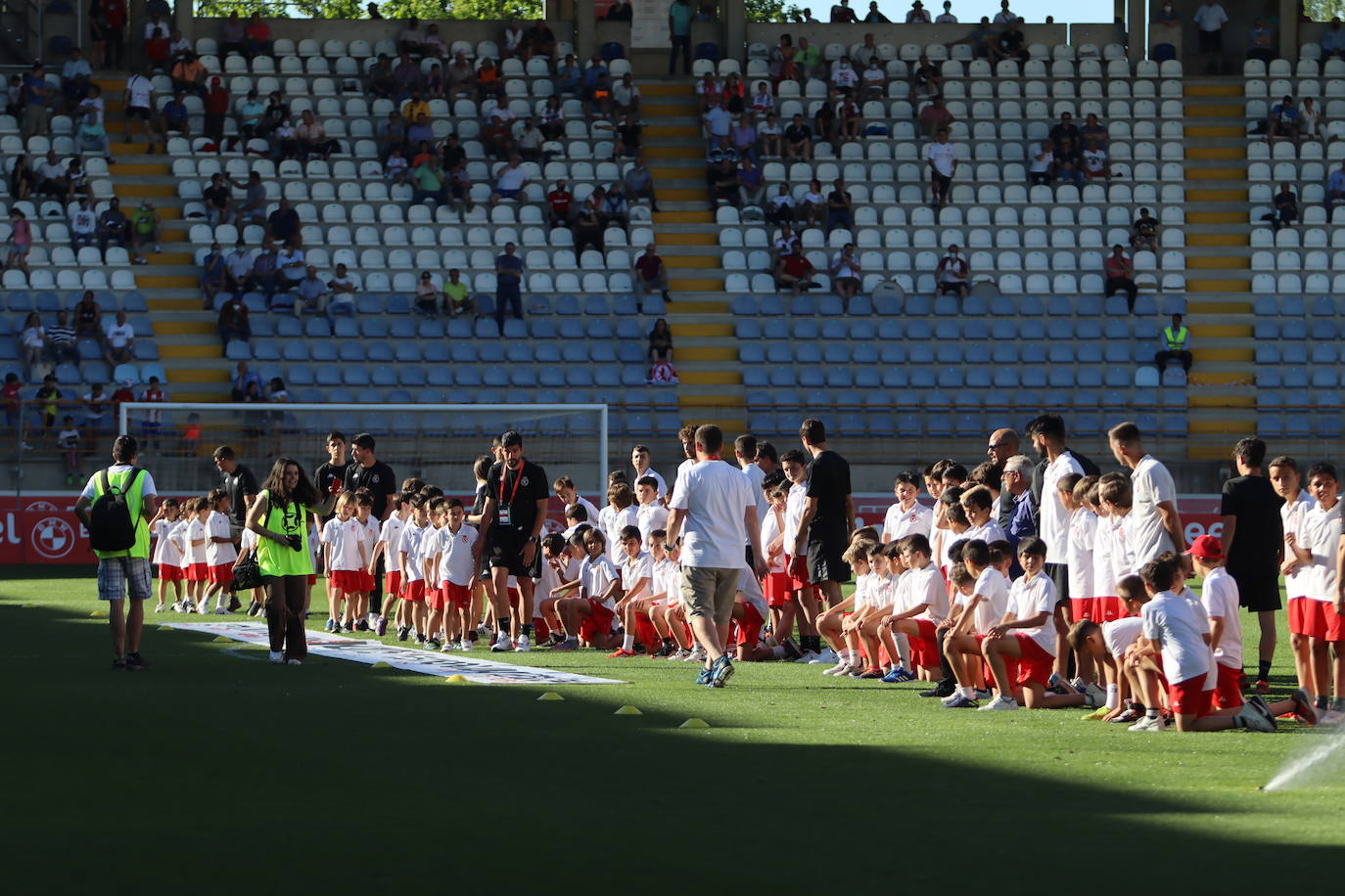 La Cultural ha disputado la última jornada ante la UD Logroñés sin nada en juego para los de Curro Torres.