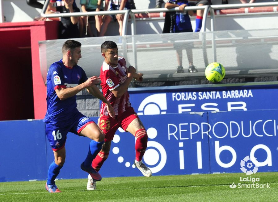 La visita a Lezama ha sido el cierre de temporada para una Deportiva que ha soñado con el playoff y que despide a su entrenador más exitoso, Jon Pérez Bolo