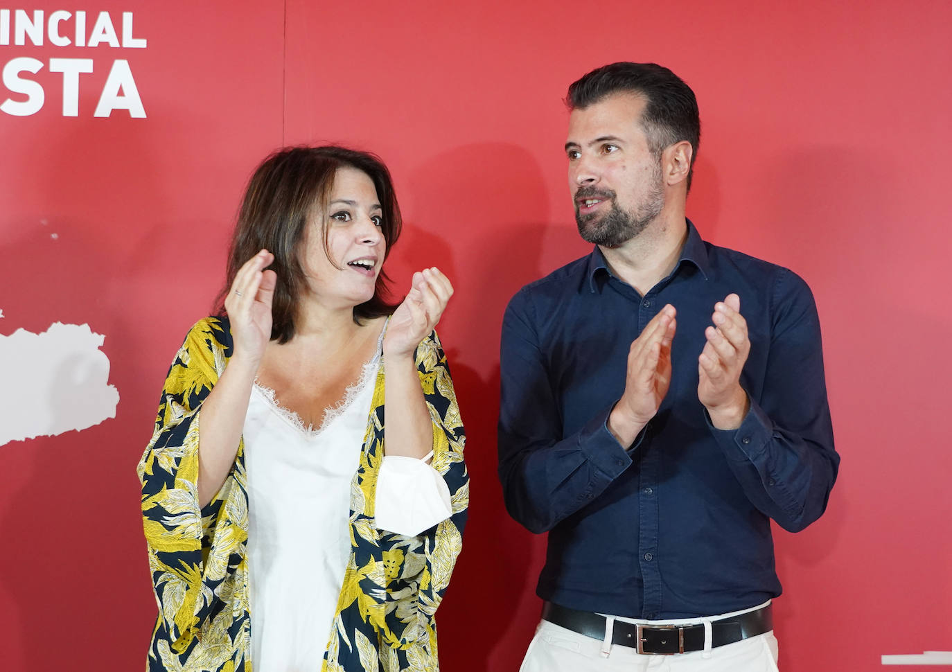 El secretario general del PSOE de Castilla y León, Luis Tudanca, y la vicesecretaria general del PSOE, Adriana Lastra.