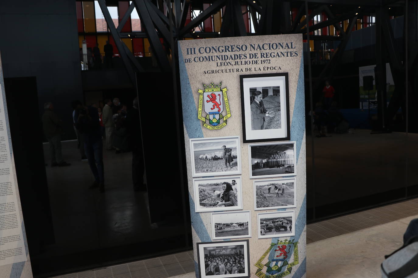 Imágenes de la exposición fotográfica del XV Congreso Nacional de Regantes. 