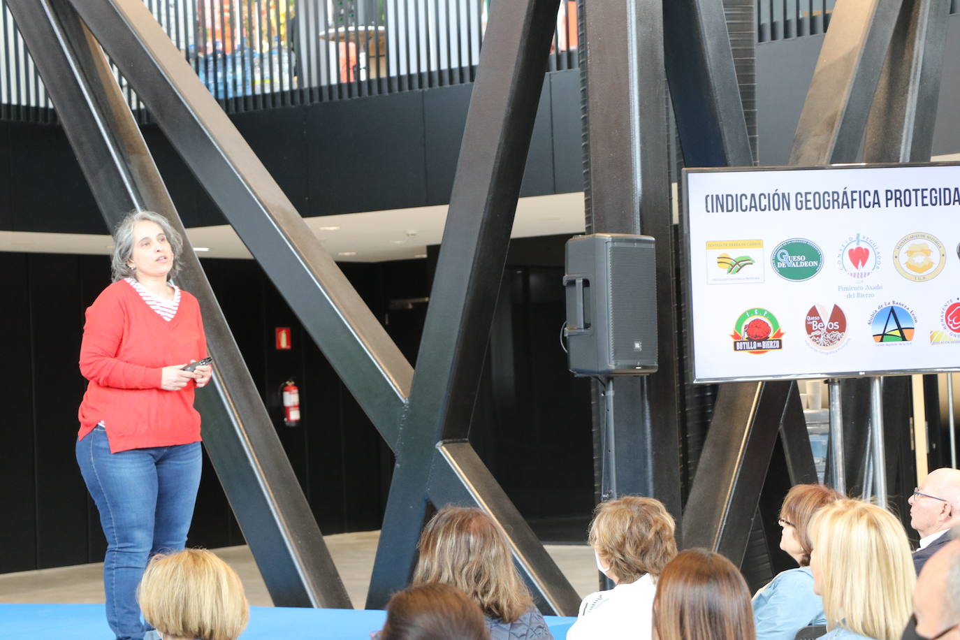 Imágenes de la exposición fotográfica del XV Congreso Nacional de Regantes. 