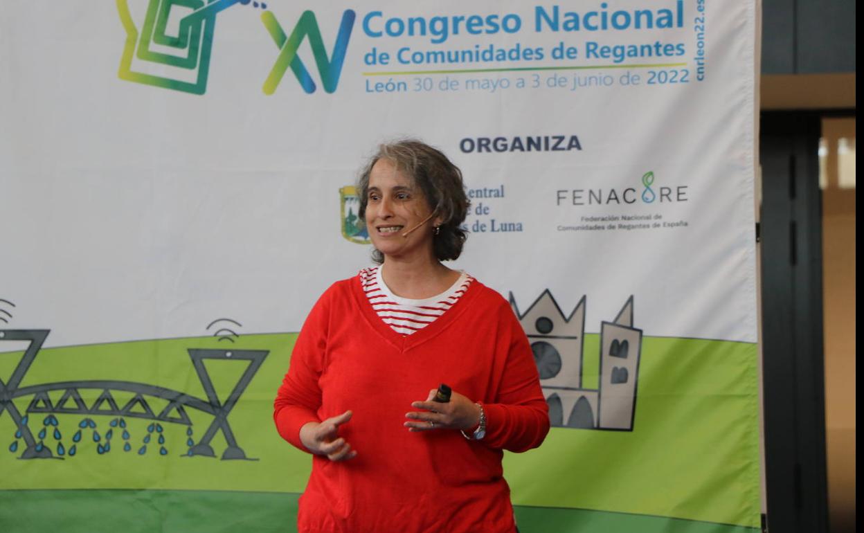 Presentación sobre la gastronomía leonesa en el XV Congreso Nacional de Regantes.