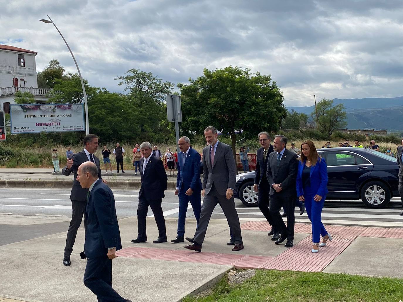 Felipe VI revivindica a El Bierzo en una visita histórica. El monarca llega a la capital del Bierzo 25 años después de que pisara la misma tierra como príncipe. El rey preside el acto de clausura del XXV Aniversario del Campus de Ponferrada de la Universidad de León.