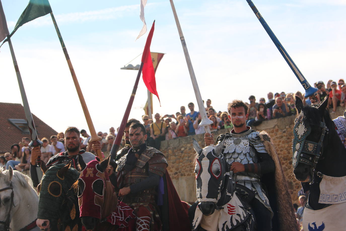 El palenque volvió a cobrar vida y se empapó de caballeros dispuestos a dar batalla ante el Passo Honroso de Hospital de Órbigo.