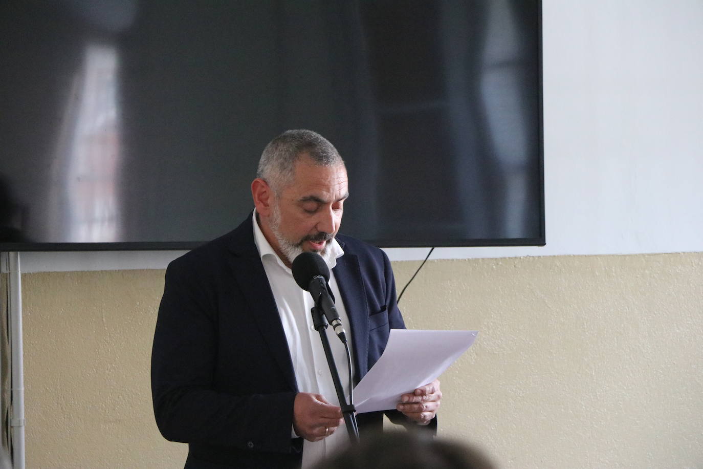 Imágenes de la presentación de la reforma en la Escuela San Francisco de León.