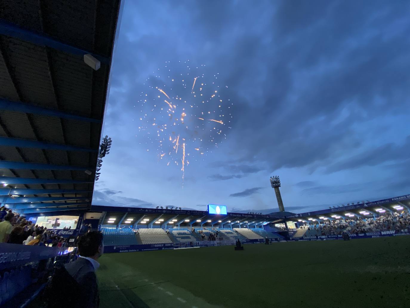 La SD Ponferradina celebra una gran fiesta en el estadio de El Toralín para conmemorar sus cien años de vida. 